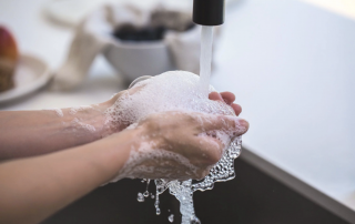 hand washing to prevent spread of diseases